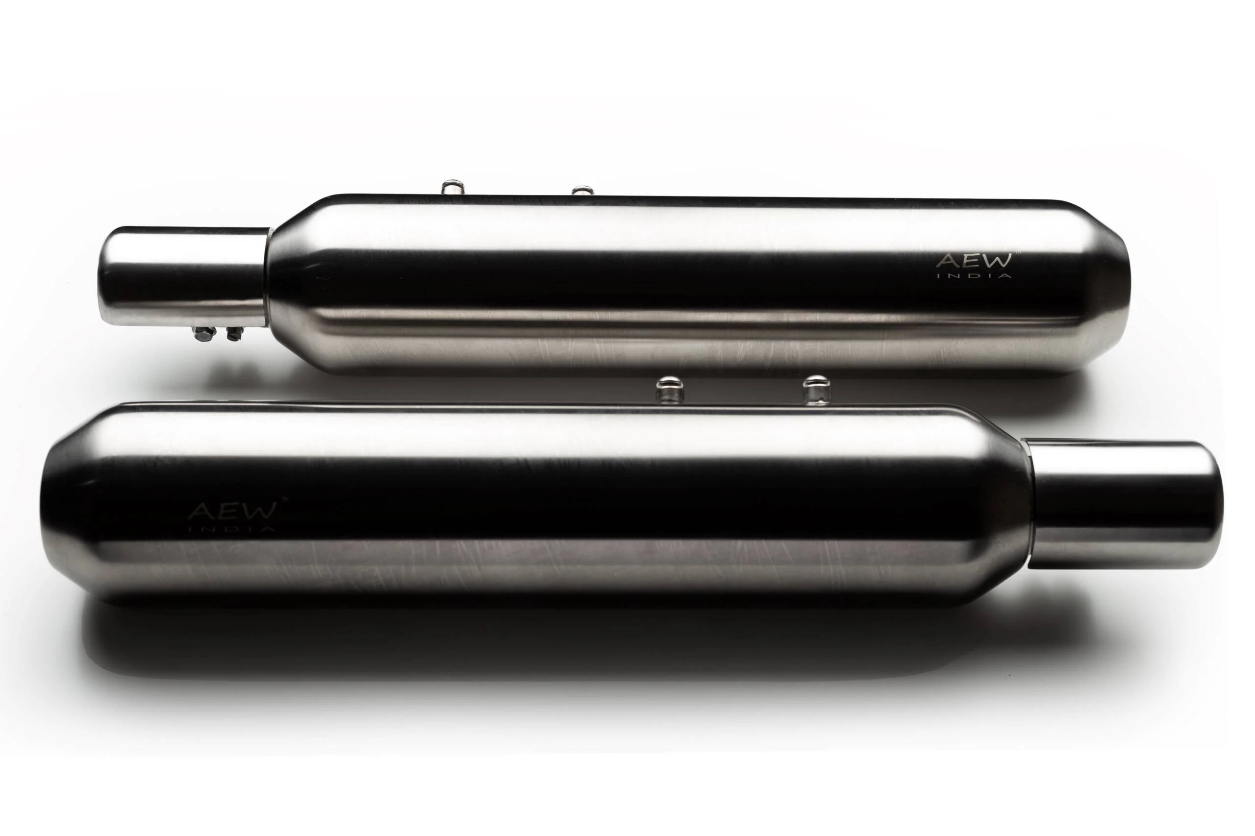 Royal Enfield Super Meteor 650 AEW Exhaust TE 202 - Image 4